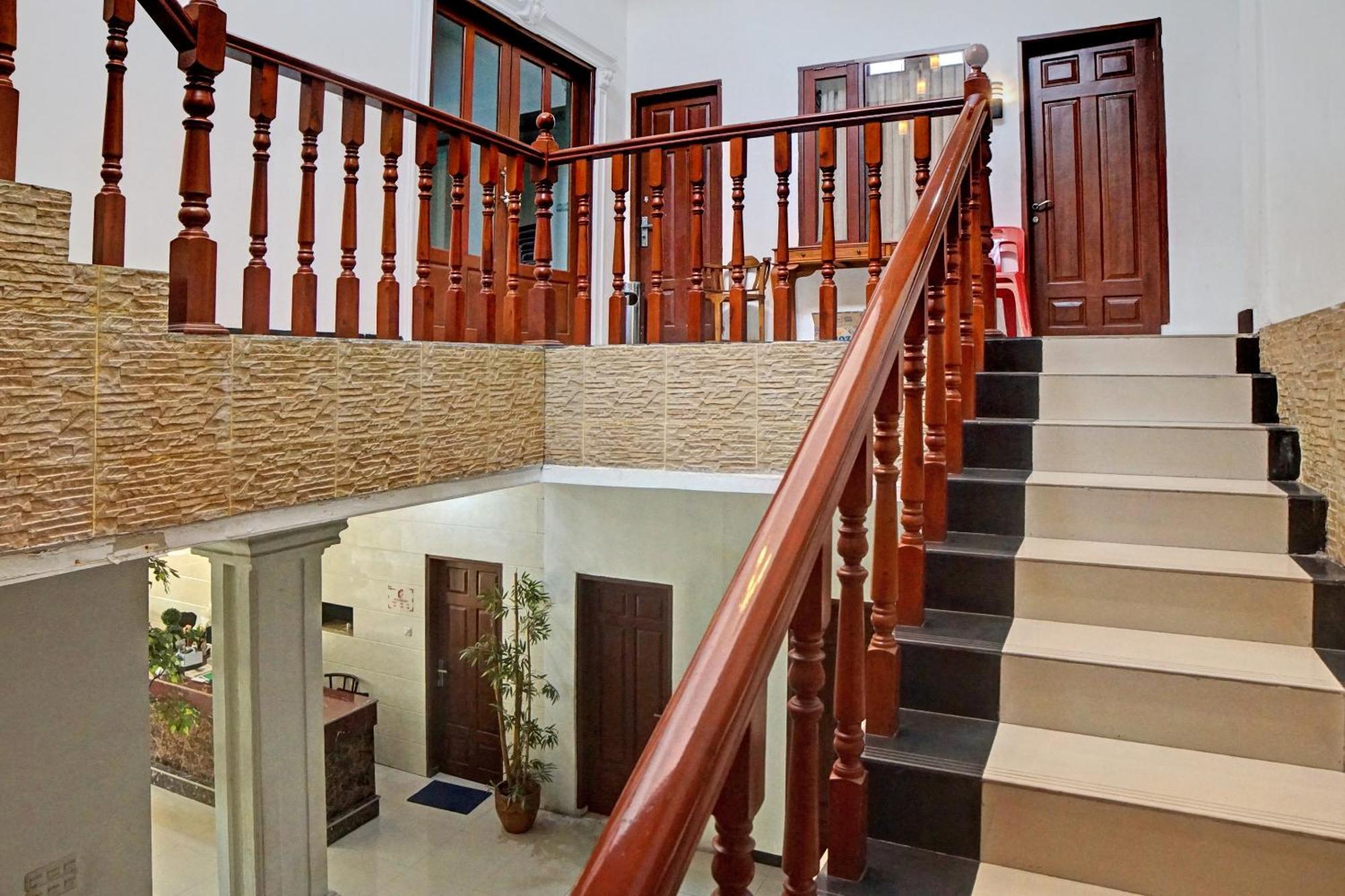 Oyo 92638 Jr Residence Syariah Medan Exterior foto